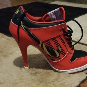 Nike high heels brand new never worn